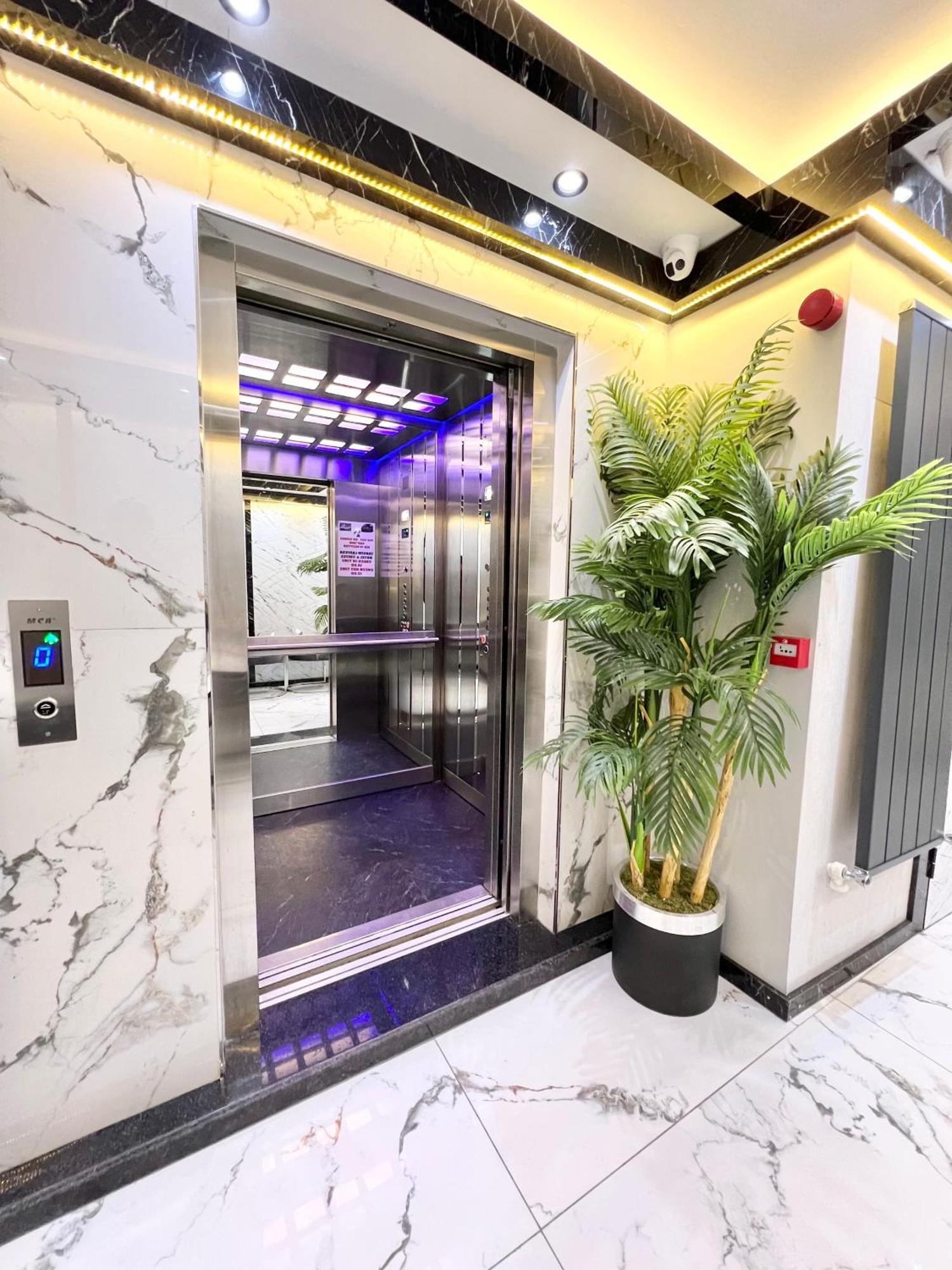 Taksim Larissa Hotel Suites Isztambul Kültér fotó
