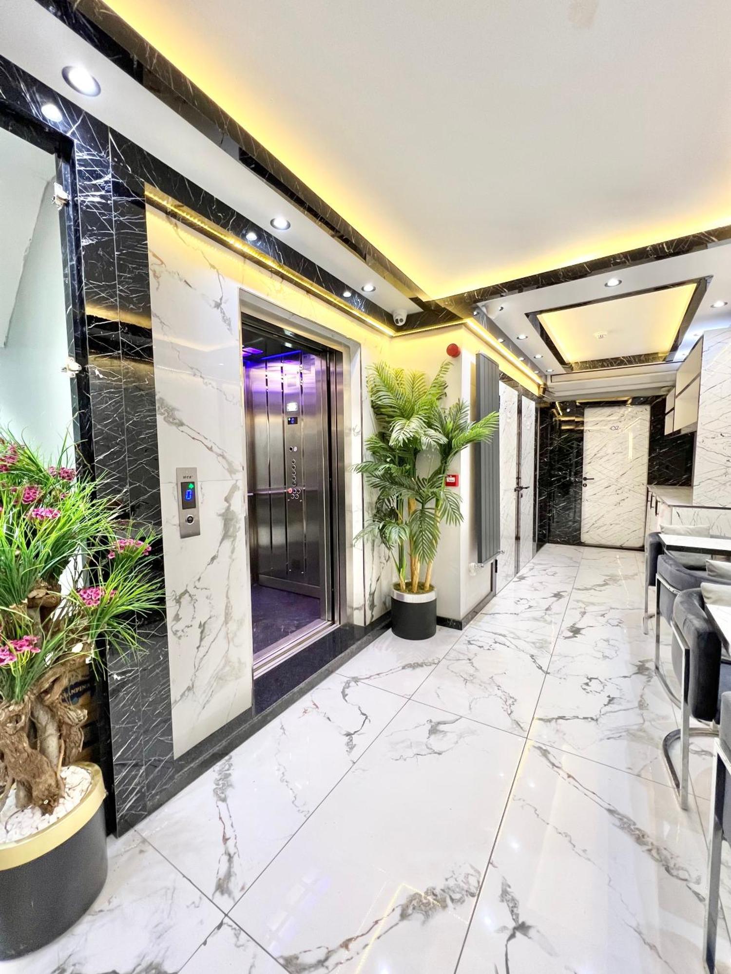 Taksim Larissa Hotel Suites Isztambul Kültér fotó