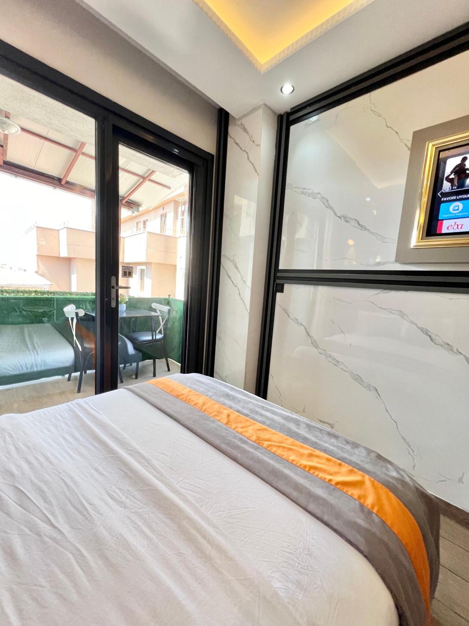 Taksim Larissa Hotel Suites Isztambul Kültér fotó