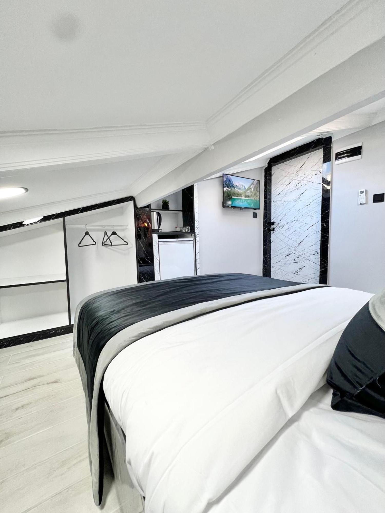 Taksim Larissa Hotel Suites Isztambul Kültér fotó