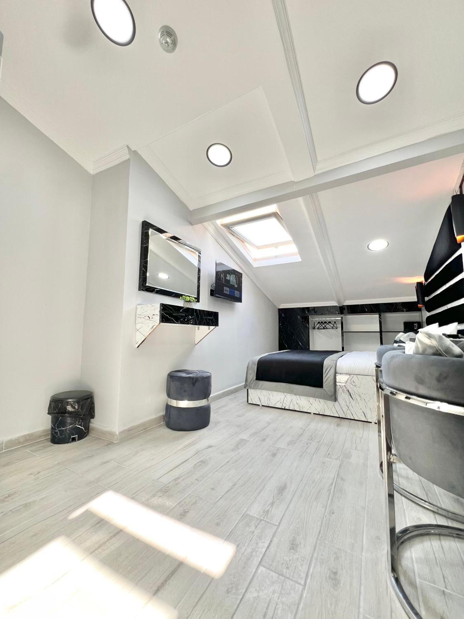 Taksim Larissa Hotel Suites Isztambul Kültér fotó