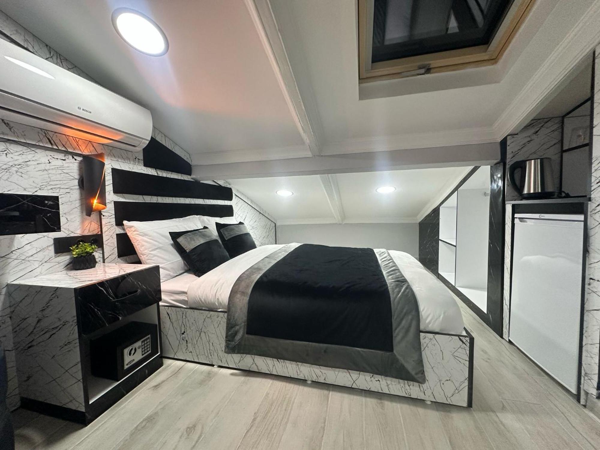 Taksim Larissa Hotel Suites Isztambul Kültér fotó